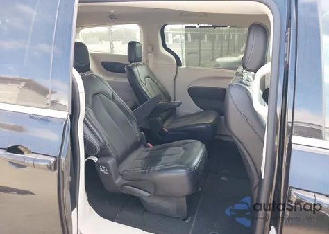 2024 Chrysler Pacifica Touring L z USA, uszkodzony, nr VIN 2C4RC1BGXRR148836